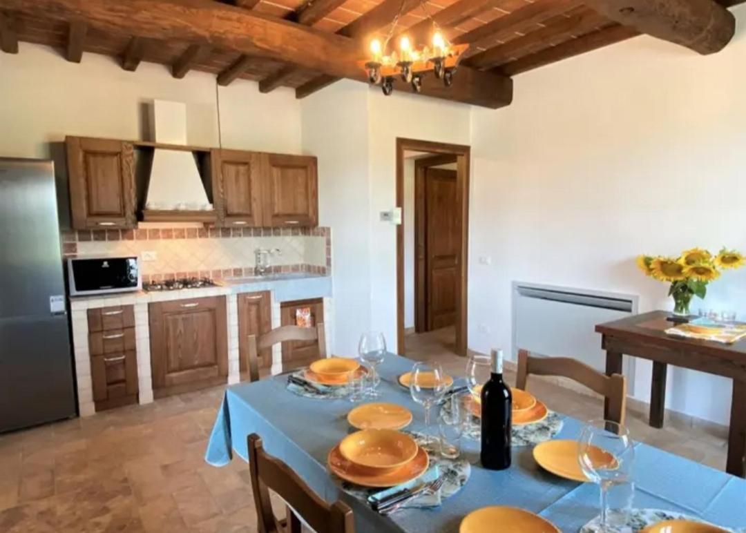 Podere La Querciola Guardistallo Luaran gambar